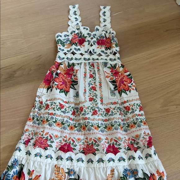 Farm Rio Floral Bloom Garden Off-White Scallop Dress Size Small - Picture 6 of 9